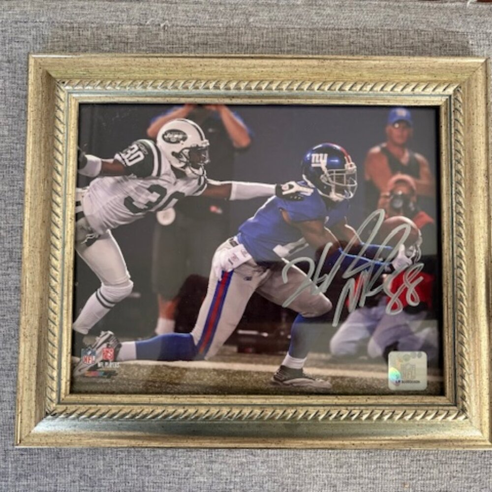 Signed Photo of Hakeem Nicks, former wide receiver for the NY Giants